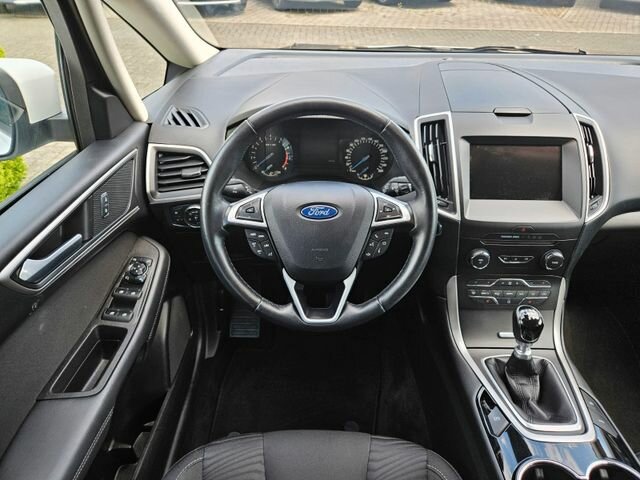 Ford S-MAX Sportvan, Mit Allradantrieb